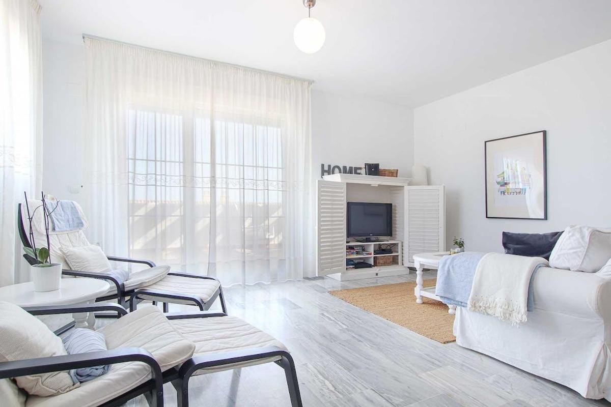 Precioso Atico En Cabopino - Marbella Apartment Bagian luar foto